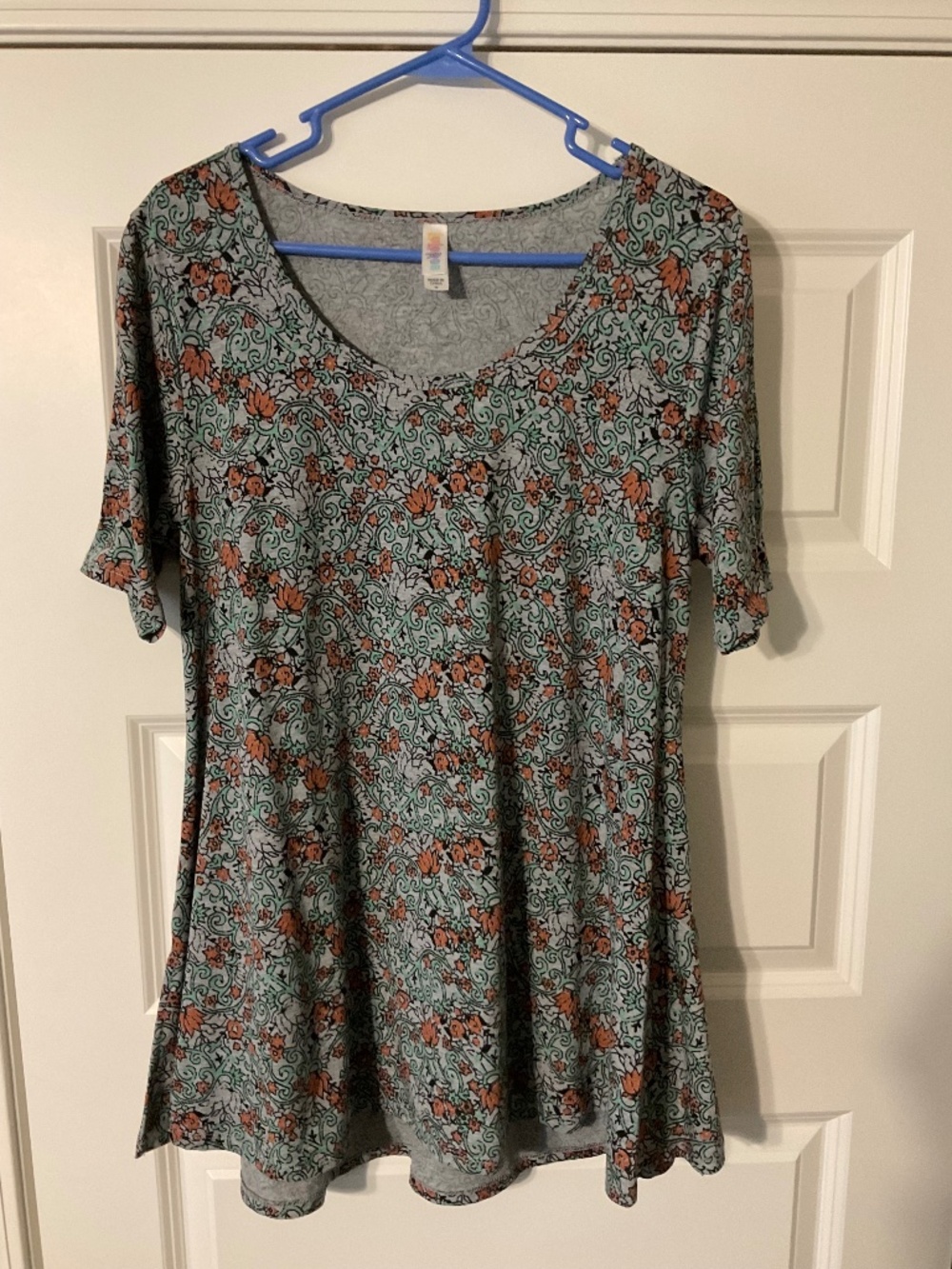 LulaRoe top